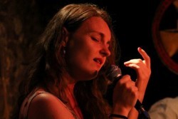 Microsoft Word - Teresa y Julio _Dossier Sept 2013_.docx